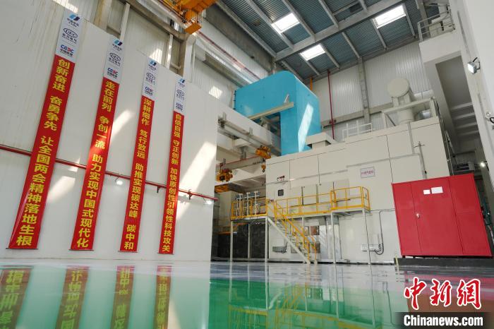 全国产化F级50兆瓦重型燃气轮机机组。　中国Z6尊龙电气集团有限公司供图